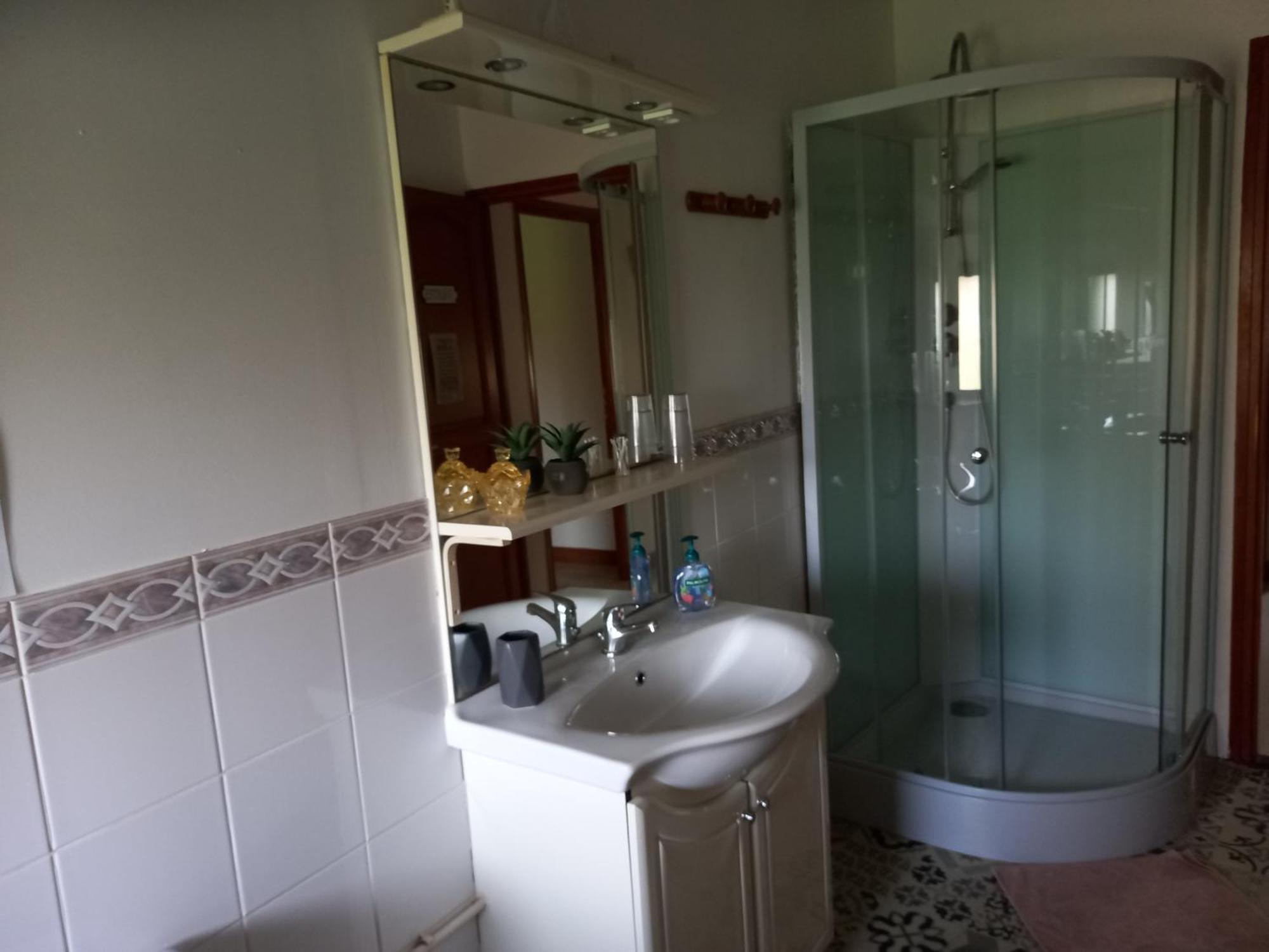 Le Papillon Villa Savigne Екстериор снимка